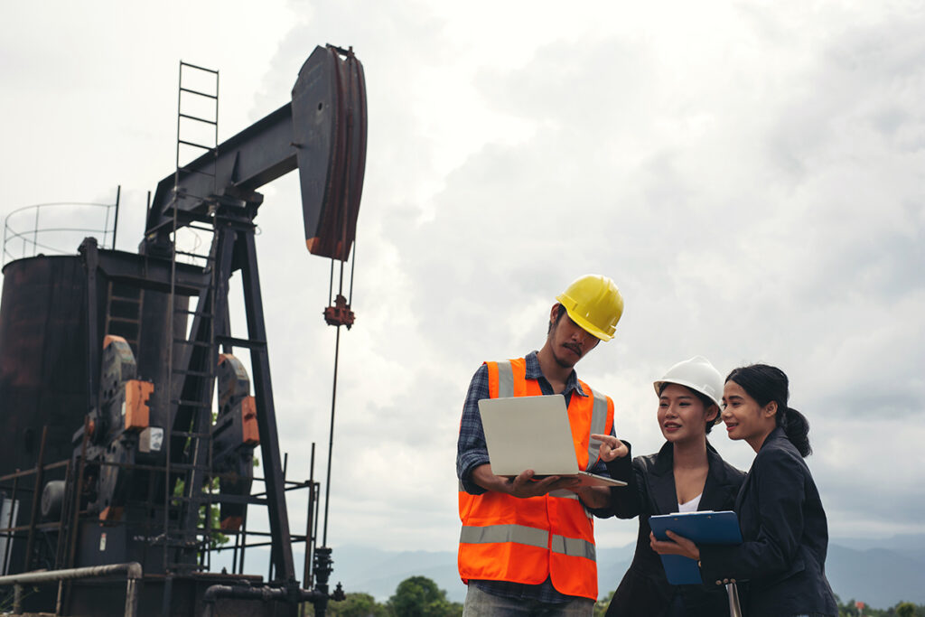 A Guide to Construction Management in the Oil and Gas Industry